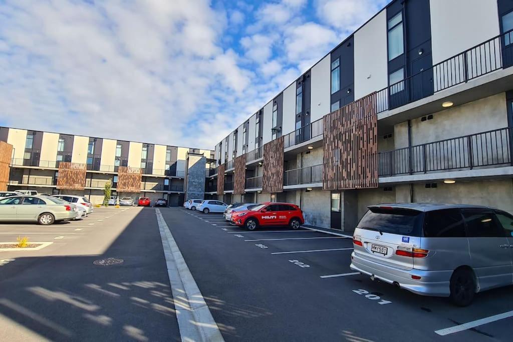 1 Bedroom City Base With Free Car Park Christchurch Exterior foto